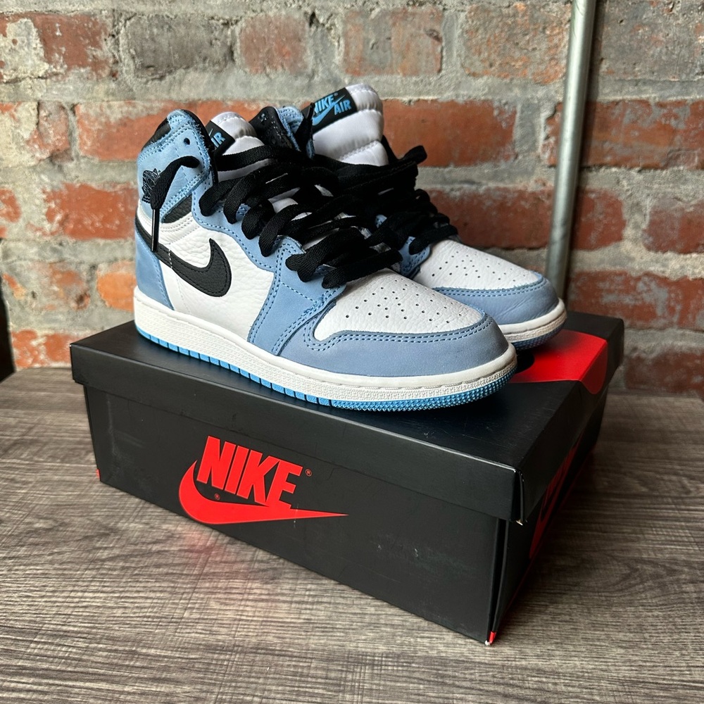 Jordan 1 Retro OG High University Blue